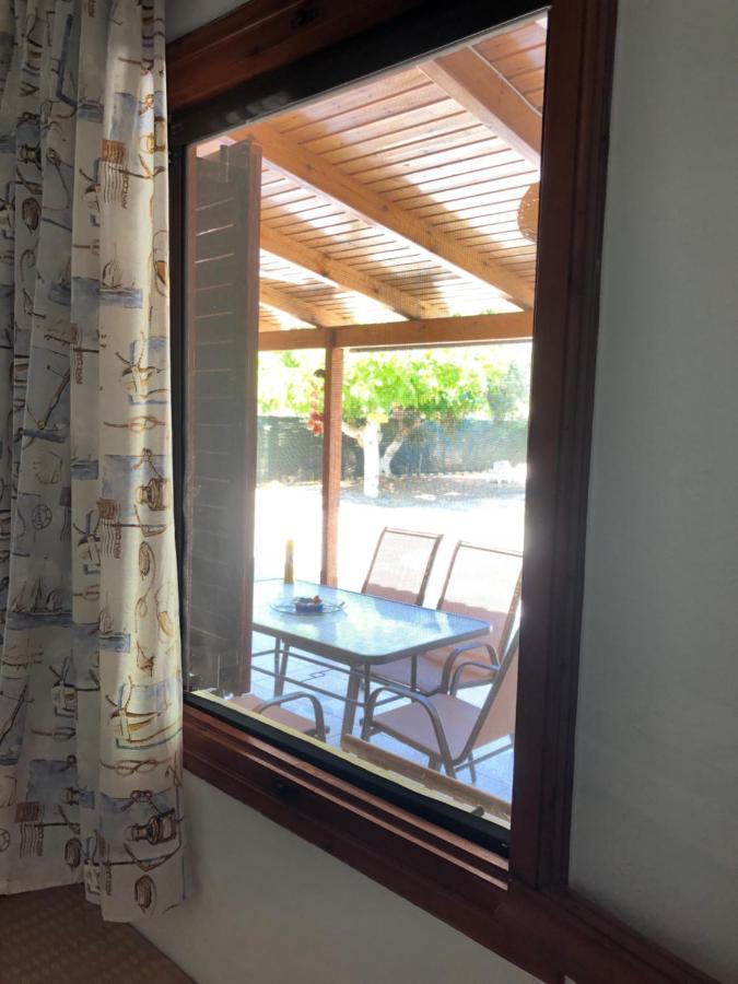 Malou Garden House Near The Beach Glífa Exterior foto